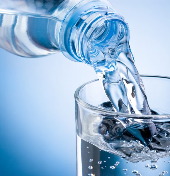 Woda alkaliczna leczy 75 procent wszystkich dolegliwości