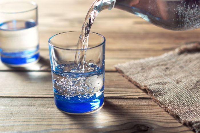 jak przyspieszyć metabolizm woda alkaliczna
